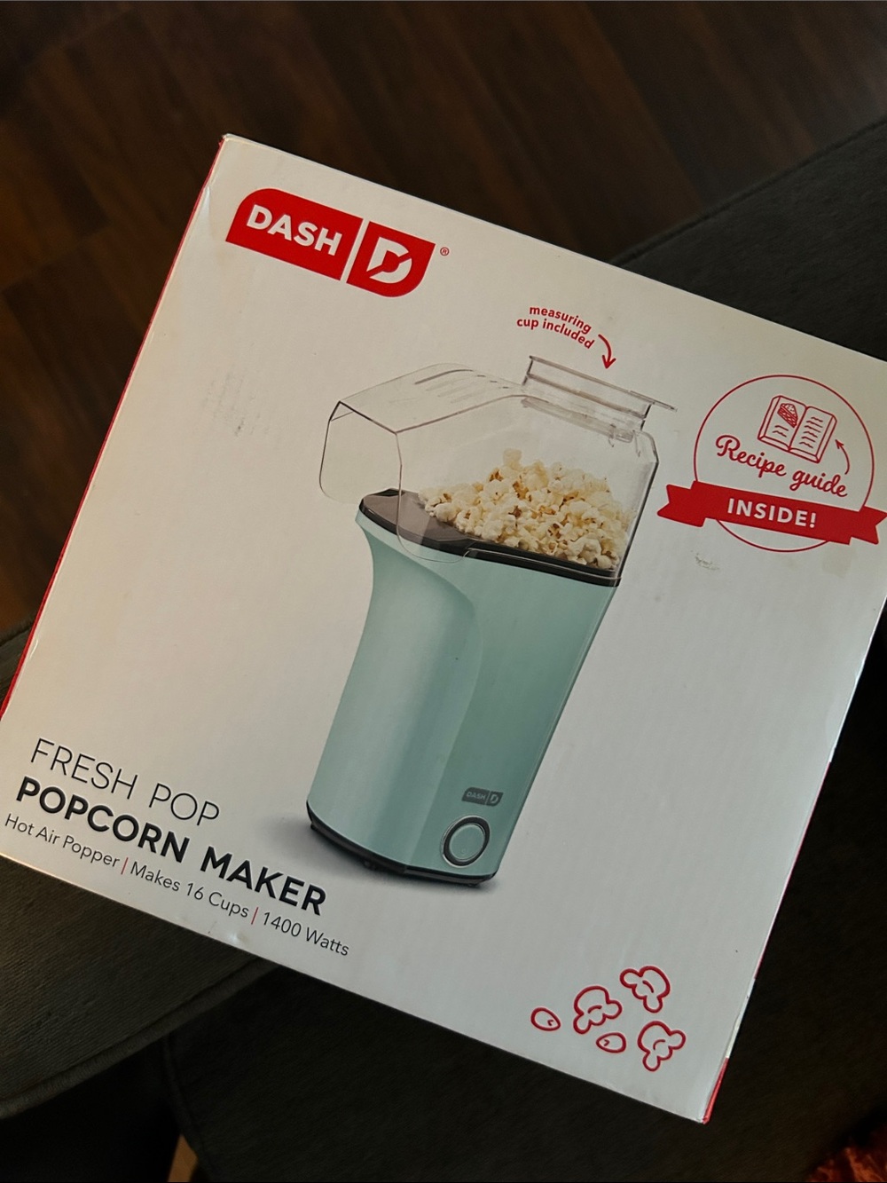 Dash Fresh Pop Hot Air Popcorn Maker in Minty Green